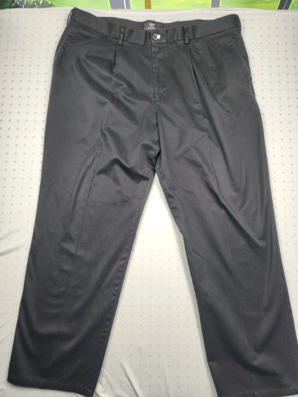 Dockers Signature Khaki Black Pleated Pants 42x32 Business Casual